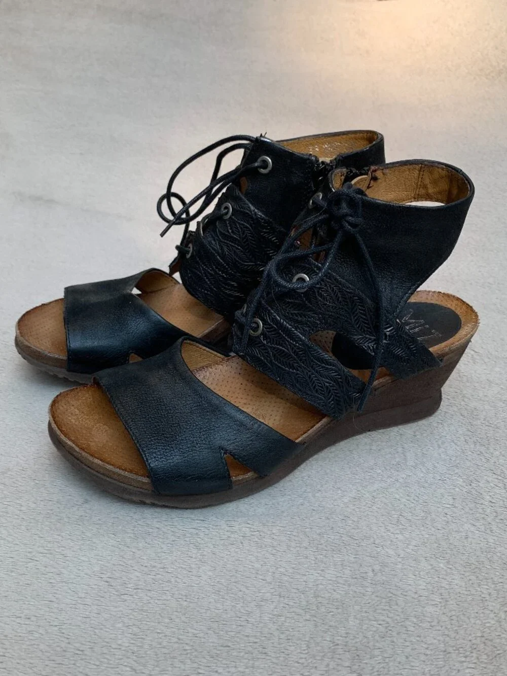 Miz Mooz Sierra Leather Demi Wedge Sandals Sz39